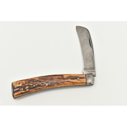 105 - A CALAM FLAT CAP PRUNNING KNIFE, fitted with an antler handle, blade signed 'Calam', approximate ope... 