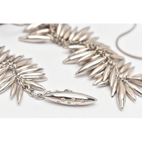 87 - A 'HOT DIAMONDS' SILVER JEWELLERY SET, a matching 'icicle' set of earrings, bracelet and necklace, f... 