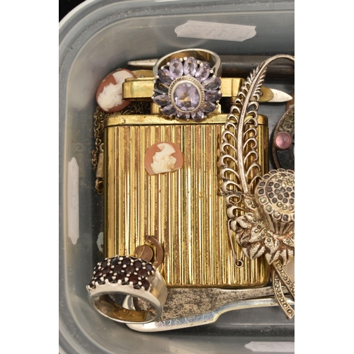 88 - A SMALL BOX OF ASSORTED ITEMS, to include a white metal and fluorite pendant, an AF Scottish white m... 