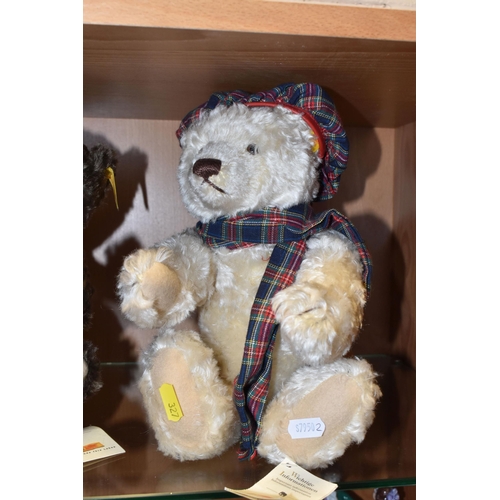 327 - UNBOXED STEIFF FOR DANBURY MINT FOUR SEASONS MOHAIR TEDDY BEAR COLLECTION, 'Dylan' Spring, with bunc... 