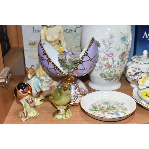 343 - A GROUP OF CERAMICS, comprising a Royal Doulton 'Patricia' Figure of the Year 1993 HN3365, a boxed R... 