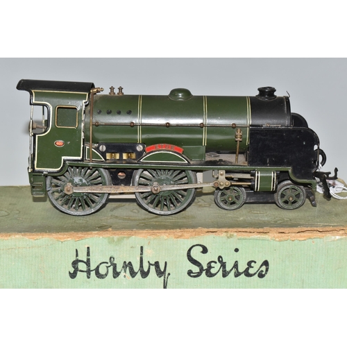 351 - A BOXED HORNBY O GAUGE No. 4 LOCOMOTIVE, 'Eton', No.900, S.R. lined green livery, 20v version, play ... 