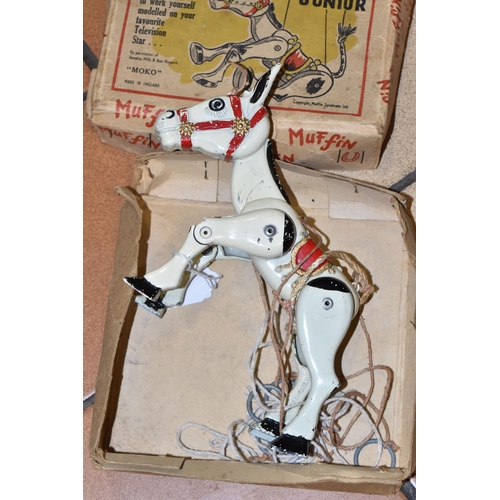 352 - A BOXED MOKO LESNEY MUFFIN THE MULE JUNIOR PUPPET, c.1950's, Muffin appears complete and in fairly g... 