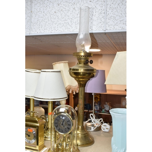 378 - A COLLECTION OF LAMPS, CLOCKS AND MISCELLANEOUS, to include, vintage brass column oil lamp with chim... 