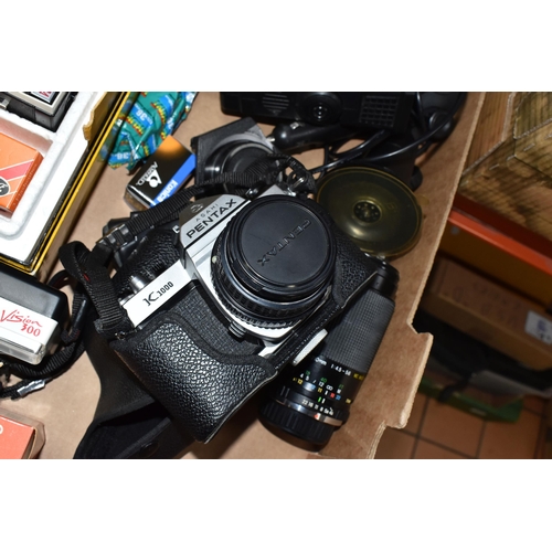 387 - ONE BOX OF CAMERAS AND ACCESSORIES, to include a 1960's Kodak Instamatic camera 104 Outfit in origin... 