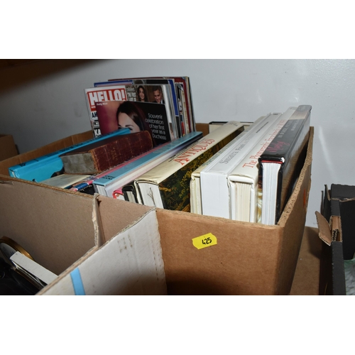 425 - THREE BOXES AND LOOSE METALWARE, MAH JONG SET, BOOKS AND SUNDRY ITEMS, to include a silver bud vase,... 