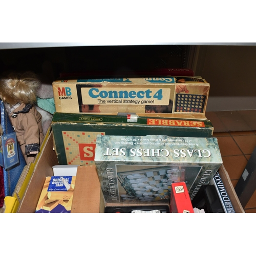 439 - THREE BOXES AND LOOSE VINTAGE TOYS AND MISCELLANOEUS ITEMS to include vintage versions of Guess Who,... 