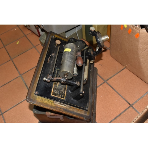 502 - ONE BOX AND LOOSE VINTAGE ELECTRICALS AND GRAMOPHONE RECORDS, to include an Edison 'Standard Phonogr... 