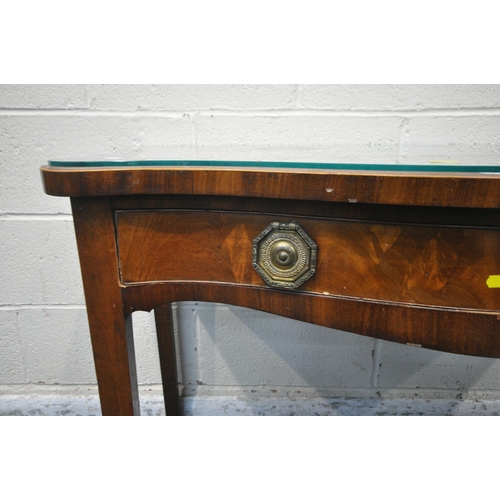 154 - A GEORGIAN MAHOGANY SERPENTINE SIDE TABLE, with a single frieze drawer, raised on square tapered leg... 