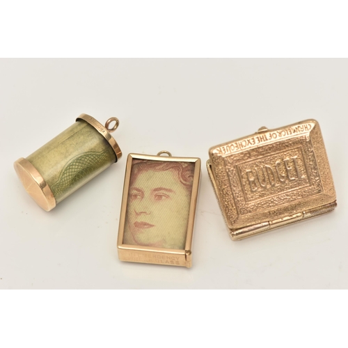 401 - THREE BANKNOTE MONEY CHARMS, the first a 9ct gold hinged 'Budget' box, containing a Ten Shillings ba... 