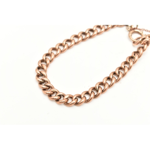 430 - AN EARLY 20TH CENTURY CHAIN BRACELET, a rose metal hollow curb link chain bracelet, fitted with a la... 