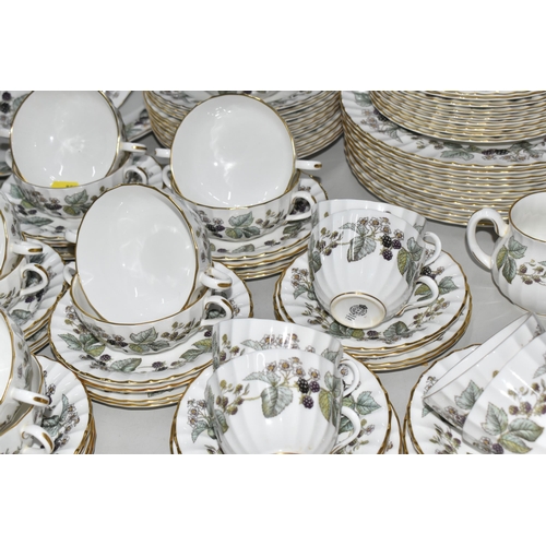 857 - ONE HUNDRED AND SEVENTEEN PIECE ROYAL WORCESTER DINNERWARE 'LAVINIA', pattern no. Z2821, comprising ... 