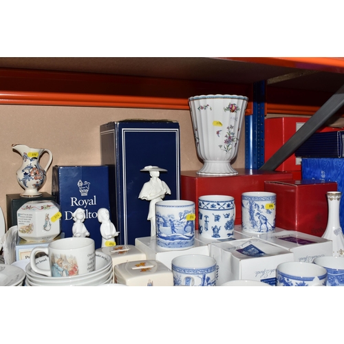 896 - ROYAL DOULTON, SPODE AND WEDGWOOD CERAMICS ETC, to include Wedgwood 'Peter Rabbit' nursery wares inc... 