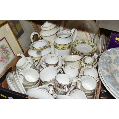 899 - TWO BOXES AND LOOSE MINTON AND ROYAL DOULTON CERAMICS ETC, to include Minton Oriental Blossom, Ashwo... 