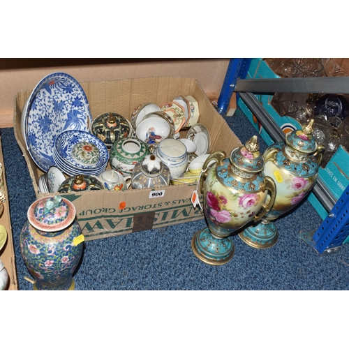 900 - FOUR BOXES AND LOOSE DECORATIVE CERAMICS AND GLASS ETC, to include Wedgwood green jasper wares, Ayns... 