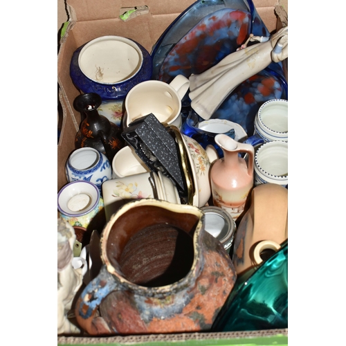 900 - FOUR BOXES AND LOOSE DECORATIVE CERAMICS AND GLASS ETC, to include Wedgwood green jasper wares, Ayns... 