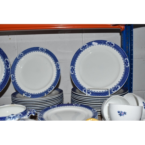 944 - WHIELDON WARE 'DALMENY' PATTERN DINNER WARES ETC, comprising twelve dinner plates and starter plates... 