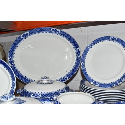 944 - WHIELDON WARE 'DALMENY' PATTERN DINNER WARES ETC, comprising twelve dinner plates and starter plates... 