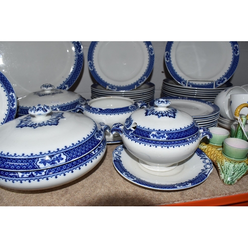 944 - WHIELDON WARE 'DALMENY' PATTERN DINNER WARES ETC, comprising twelve dinner plates and starter plates... 