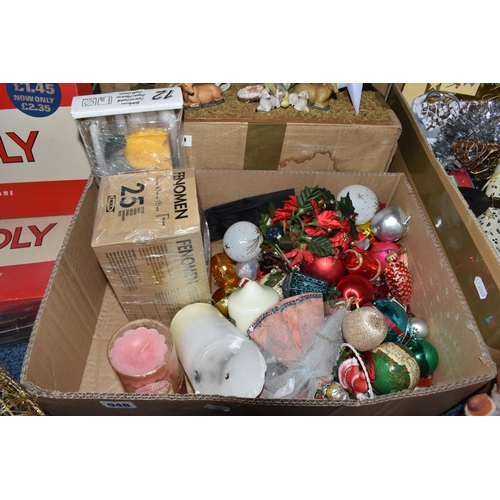 948 - SEVEN BOXES AND LOOSE CHRISTMAS DECORATIONS AND SUNDRY ITEMS, to include a boxed Nativity scene, gar... 