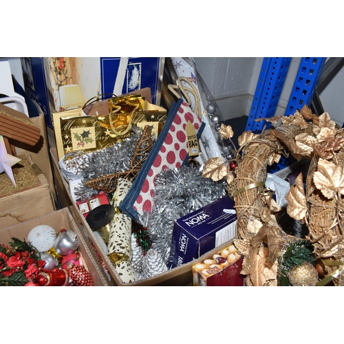 948 - SEVEN BOXES AND LOOSE CHRISTMAS DECORATIONS AND SUNDRY ITEMS, to include a boxed Nativity scene, gar... 