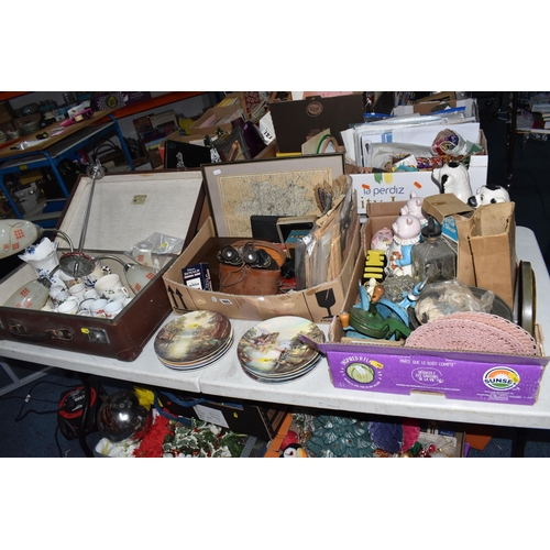 985 - TWO BOXES, A SUITCASE AND LOOSE CERAMICS, GLASS, METALWARE AND SUNDRY ITEMS, to include a mid-twenti... 