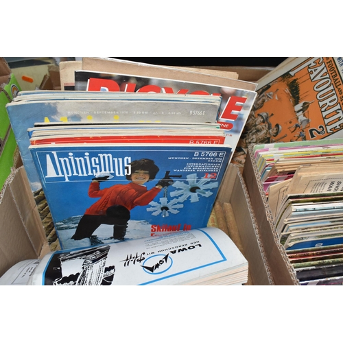 988 - FIVE BOXES OF VINTAGE MAGAZINES to include a large quantity of theatre magazines from the 1950s and ... 