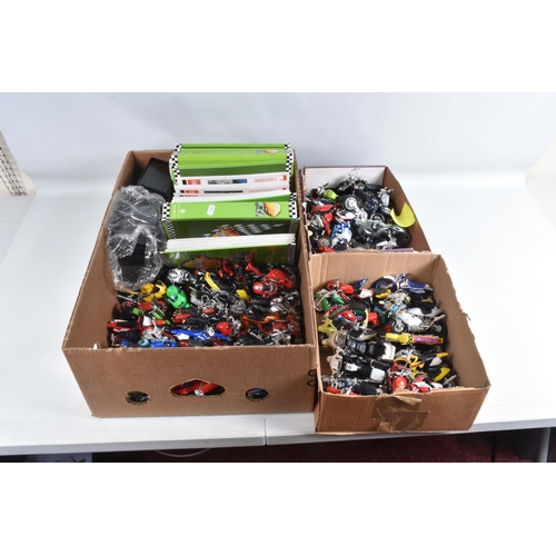 13 - THREE BOXES OF SCALE MODEL MOTORBIKES, DISPLAY STANDS AND FIVE FOLDERS OF HATCHETTE 'MEGA BIKE' COLL... 