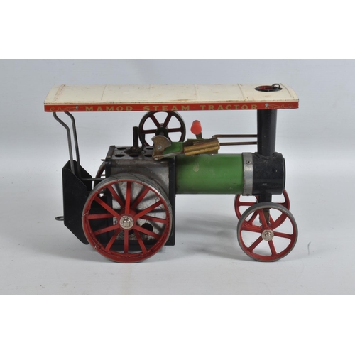 16 - A BOXED MAMOD LIVE STEAM TRACTION ENGINE, No.TE1a, not tested, playworn condition, appears to have b... 