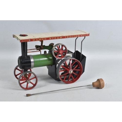 16 - A BOXED MAMOD LIVE STEAM TRACTION ENGINE, No.TE1a, not tested, playworn condition, appears to have b... 