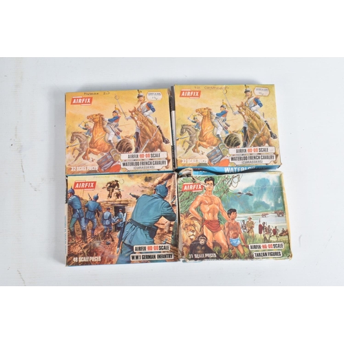 24 - A QUANTITY OF BOXED AND UNBOXED PLASTIC SOLDIER AND OTHER FIGURES, majority are Airfix OO/HO scale f... 