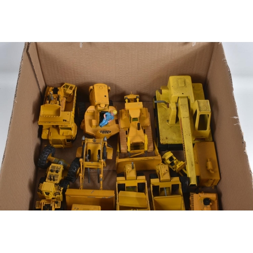 27 - A COLLECTION OF UNBOXED AND ASSORTED DIECAST EXCAVATORS AND OTHER HEAVY PLANT MACHIINES, all in play... 