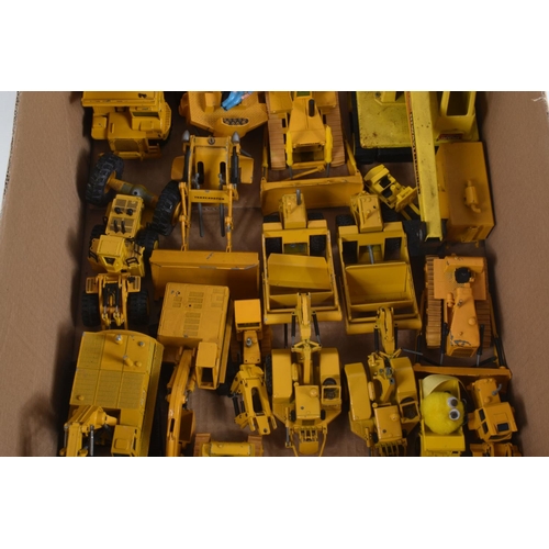 27 - A COLLECTION OF UNBOXED AND ASSORTED DIECAST EXCAVATORS AND OTHER HEAVY PLANT MACHIINES, all in play... 