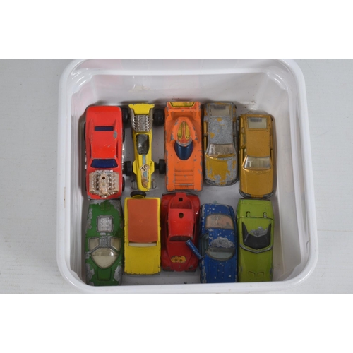 35 - A QUANTITY OF UNBOXED AND ASSORTED MAINLY MATCHBOX DIECAST VEHICLES, mainly 1-75 series regular whee... 