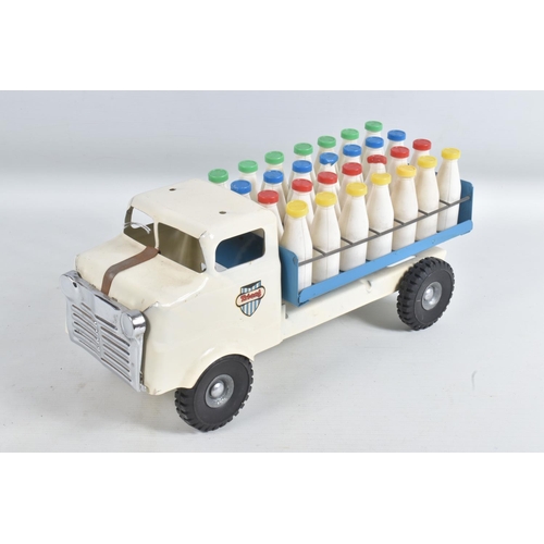 47 - A BOXED TRI-ANG JUNIOR PRESSED STEEL MILK LORRY, missing headboard from cab roof but otherwise appea... 