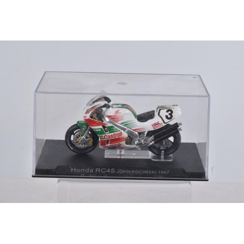 58 - A COLLECTION OF BOXED DeAGOSTINI AND MAISTO DIECAST MODEL MOTORCYCLES, to include seven DeAgostini m... 