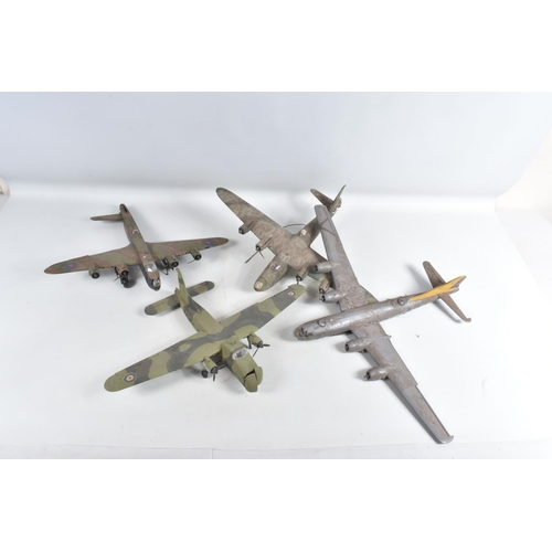 59 - A QUANTITY OF ASSORTED CONSTRUCTED PLASTIC AIRCRAFT, SHIP AND MILITARY MODEL KITS, dating from the 1... 