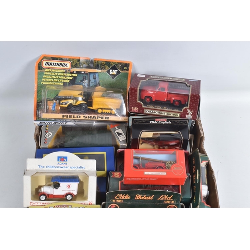 60 - A QUANTITY OF ASSORTED BOXED DIECAST TRANSPORT MODELS, to include  Matchbox, Corgi, Lledo, Lledo Chi... 