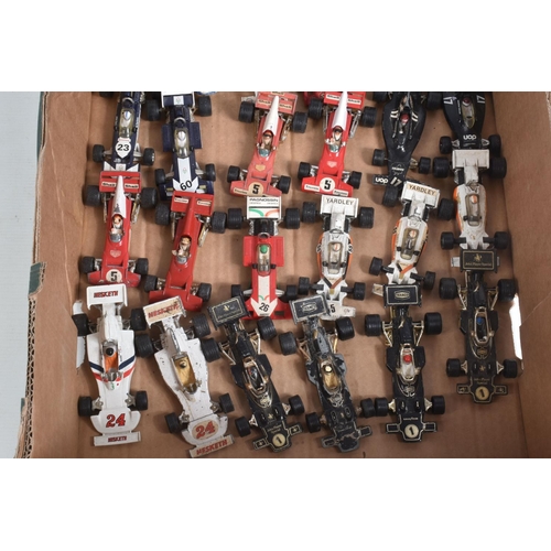 66 - A COLLECTION OF ASSORTED CORGI TOYS FORMULA 1 RACING CARS, mainly 1960's and 1970's issues, all in p... 