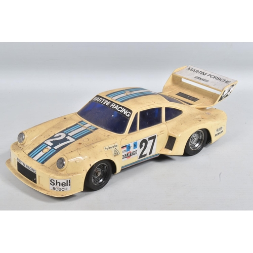 67 - A BOXED TAMIYA 'BAJA KING' 1/10 SCALE QUICK DRIVE RADIO CONTROL CAR, not tested, appears largely com... 