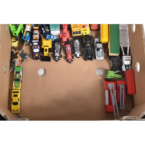 73 - A QUANTITY OF UNBOXED AND ASSORTED PLAYWORN DIECAST VEHICLES, mainly modern issues, to include Darda... 