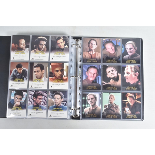 91 - A NICE COLLECTION OF 'LEGENDS OF STAR TREK' RITTENHOUSE PARAMOUNT TRADING CARDS IN TWO PRESENTATION ... 