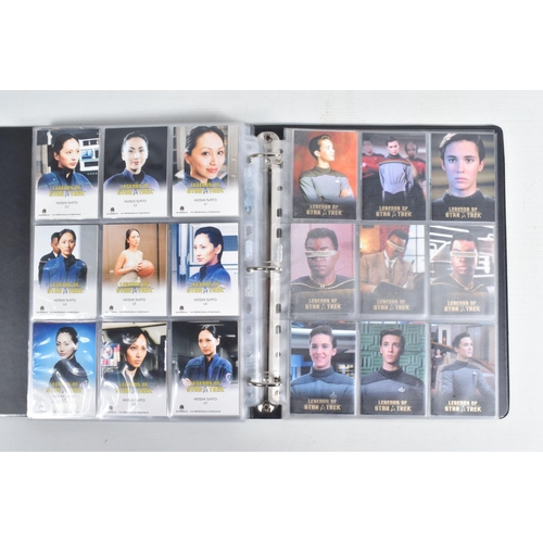 91 - A NICE COLLECTION OF 'LEGENDS OF STAR TREK' RITTENHOUSE PARAMOUNT TRADING CARDS IN TWO PRESENTATION ... 