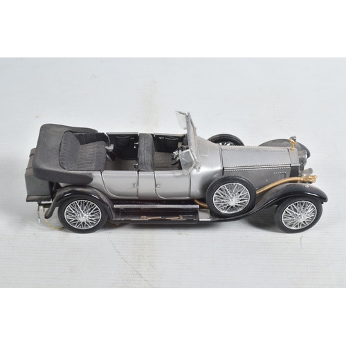 104 - AN UNBOXED FRANKLIN MINT 1925 ROLLS-ROYCE SILVER GHOST, 1/24 scale, appears complete and in good con... 