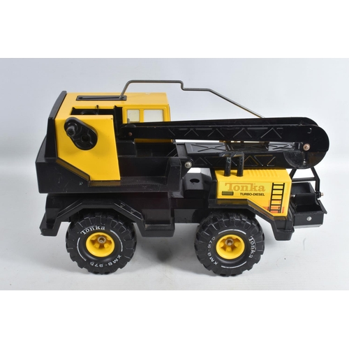 116 - FOUR ITEMS OF MIGHTY TONKA TOYS CONSTRUCTION EQUIPMENT, two articulated Loading Shovels, Lorry/Truck... 