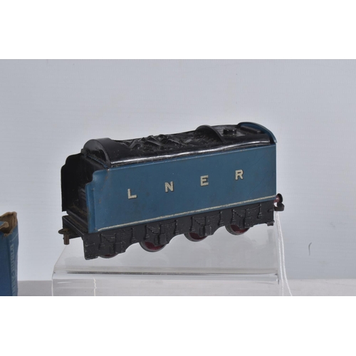 121 - TWO BOXED EARLY POST-WAR HORNBY DUBLO LOCOMOTIVES, Class N2 Tank Locomotive, No.9596, L.N.E.R. green... 