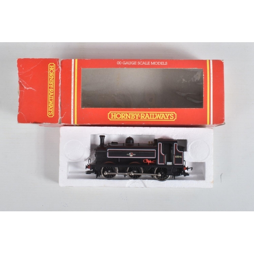 129 - A QUANTITY OF BOXED AND UNBOXED OO GAUGE HORNBY AND LIMA MODEL RAILWAY ITEMS, comprising boxed Hornb... 