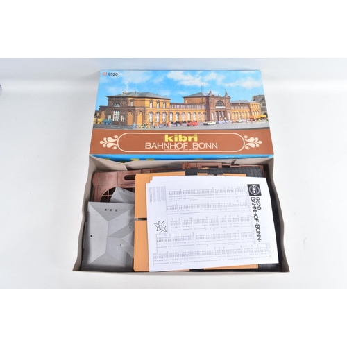 134 - A BOXED UNBUILT KIBRI HO SCALE BONN STATION BUILDING PLASTIC KIT, No.B-9520, contents not checked bu... 