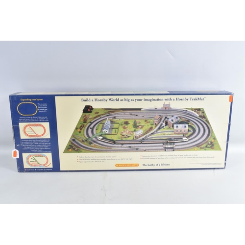 137 - A BOXED HORNBY RAILWAYS OO GAUGE INTERCITY 225 ELECTRIC TRAIN SET, No.R824, comprising class 91 loco... 