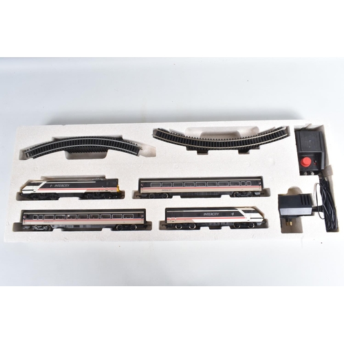 137 - A BOXED HORNBY RAILWAYS OO GAUGE INTERCITY 225 ELECTRIC TRAIN SET, No.R824, comprising class 91 loco... 